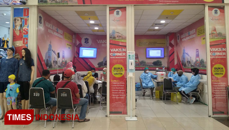Vaksin Corner Plaza Surabaya, Vaksinasi Kini Bisa di Mal