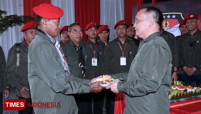 Kopassus Angkatan 73 Gelar Baksos Di Situ Lembang Bandung - TIMES Indonesia