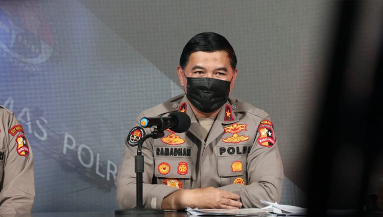 Karo Penmas Divisi Humas Polri Brigjen Pol Ahmad Ramadhan saat memberikan keterangan persnya. (FOTO: Dok. Humas Polri)
