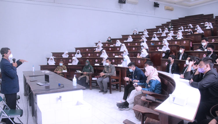SMA Al-Muslim Sidoarjo saat visit to Campus FK Unair Surabaya. (foto: Humas Al Muslim/TIMES Indonesia)