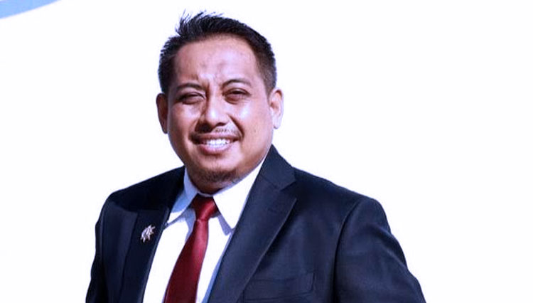 Kepala Dinas Energi dan Sumber Daya Mineral Maluku Utara, Hasyim Daeng Barang.(Foto: Dok Hasyim)