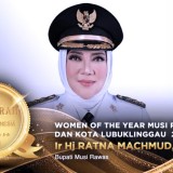 Ratna Machmud, Woman of The Year Musi Rawas 2021