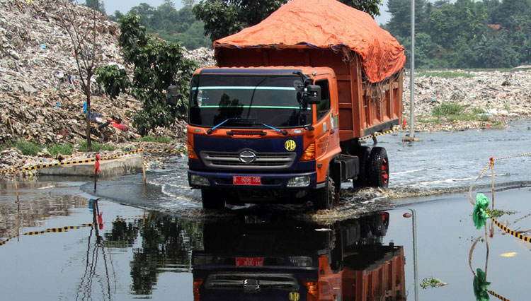 Ilustrasi - Truk Sampah (Foto: ANTARA/Risky Andrianto)