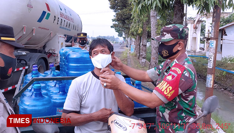 Operasi Yustisi makin diperketat di beberapa wilayah kecamatan, mengantisipasi penyebaran varian Omicron. (FOTO: Pendim 0703 Cilacap for TIMES Indonesia) 