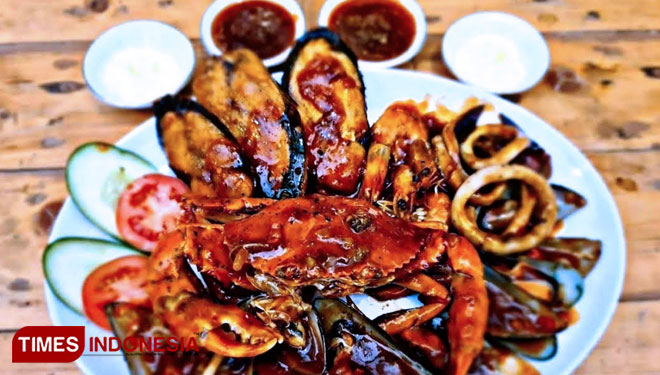 Warung seafood di Kota Malang.