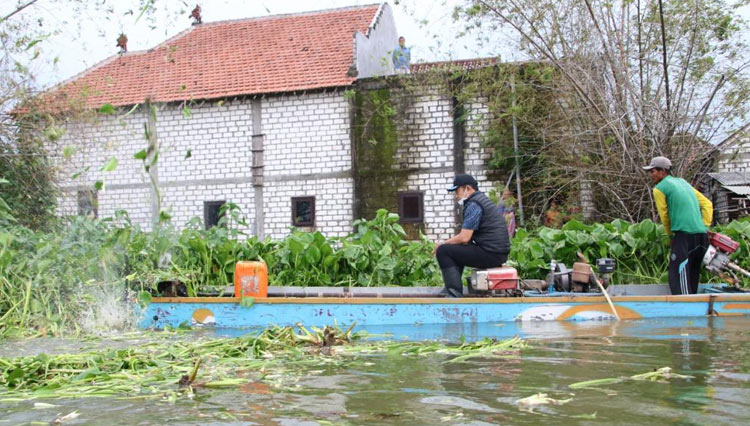 Pemkab Lamongan Lakukan Upaya Tangani Luapan Air Bengawan Jero