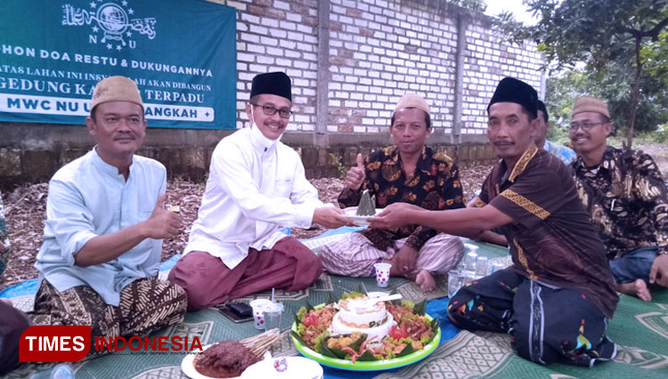 Kado Harlah ke-96 NU, MWC Ujungpangkah Gresik Beli Aset Tanah Rp1,2 Miliar