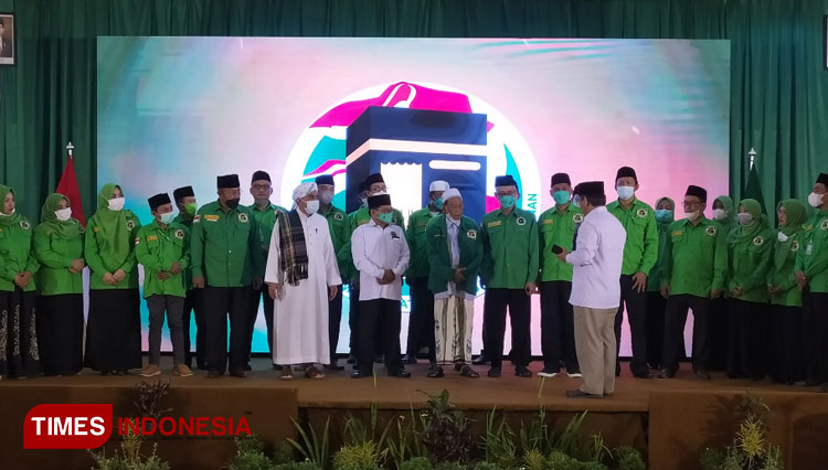 Pelantikan dan pengambilan sumpah Pengurus DPC PPP Kabupaten Bondowoso Periode 2021-2026 (FOTO: Moh Bahri/TIMES Indonesia)