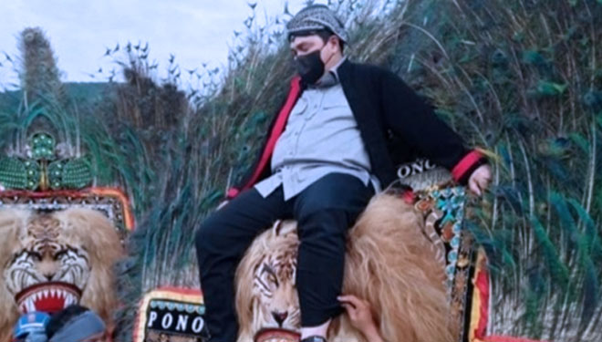 Naik ke Kepala Reog Ponorogo, Erick Thohir: Ini Sangat Luar Biasa