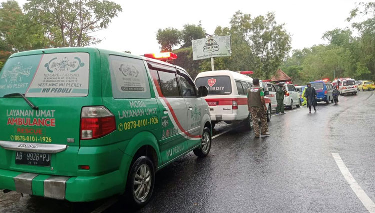 Kecelakaan Bus Pariwisata b
