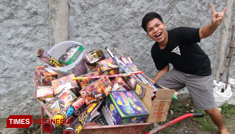 Yoga Gembul YouTuber Ngawi a