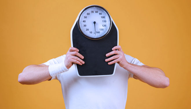 ILUSTRASI - Diet menurunkan berat badan (FOTO: freepik/drobotdean)