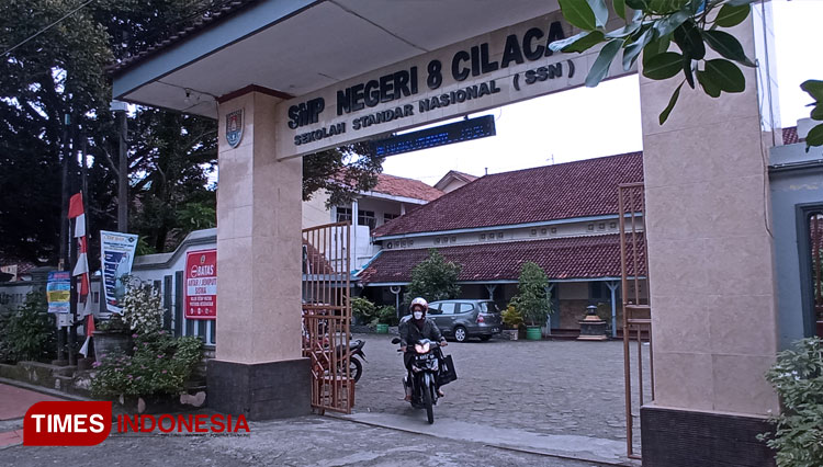 SMPN-8-kosong-karena-PTM-2.jpg