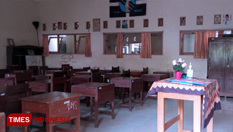 SMPN-8-kosong-karena-PTM.jpg