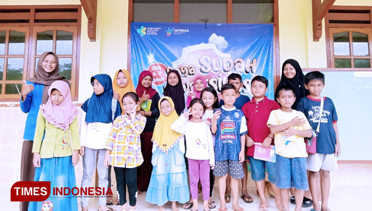 Puluhan-anak-usia-SD-yang-mengikuti-les-Bahasa-Inggris-gratis.jpg