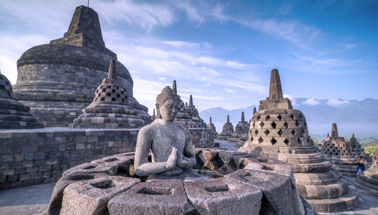 Candi-Borobudur.jpg