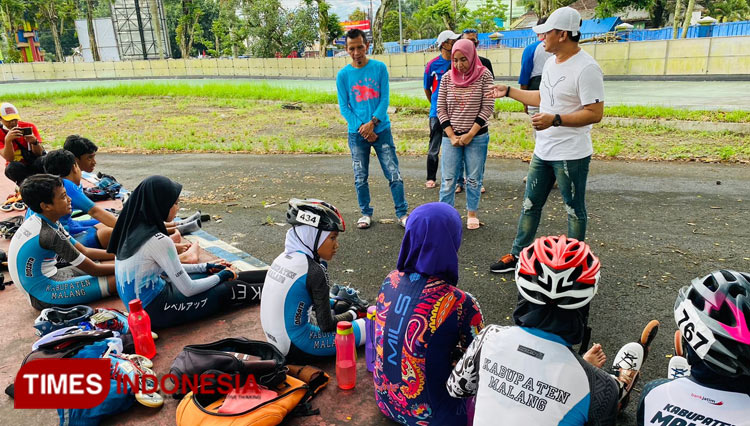 atlet-sepatu-roda-2.jpg