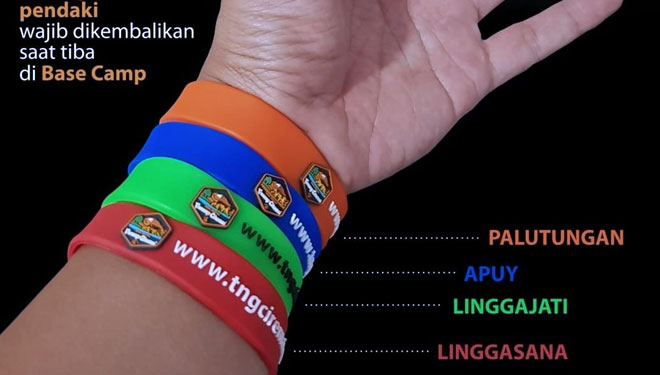 Gelang khusus pendakian gunung Ciremai. (FOTO: Instagram @gunung_ciremai)