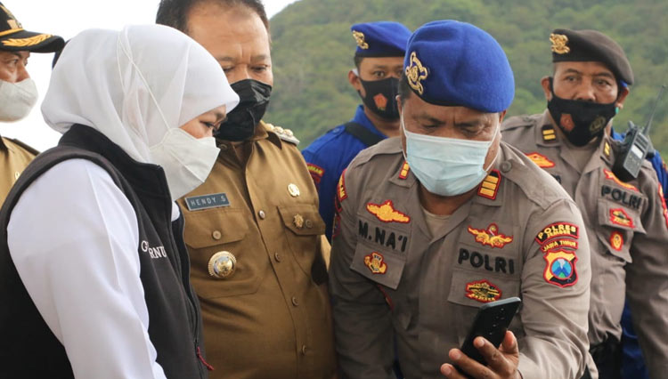 Gubernur Jatim Khofifah Sampaikan Duka Dan Santunan Korban Laka Laut Di