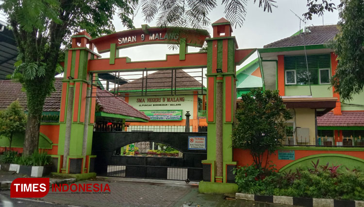 Covid-19 Melonjak, Seluruh SMA-SMK di Kota Malang Wajib Sekolah Daring