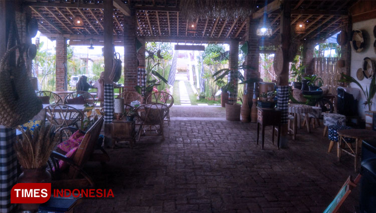 Suasana-bangunan-utama-Saben-Ayu.jpg