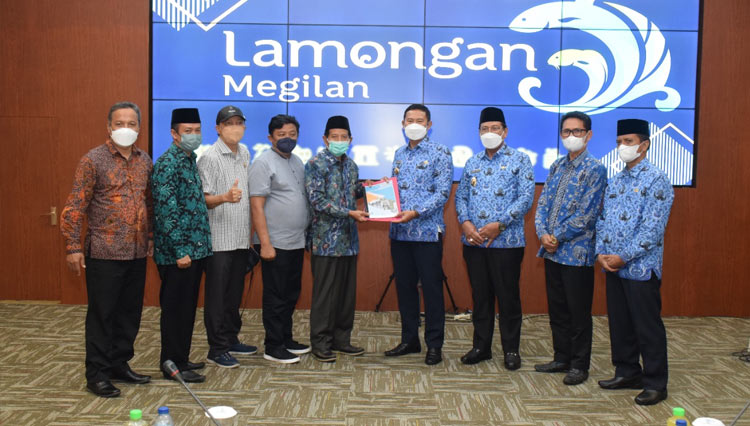 Bupati-Lamongan-2.jpg