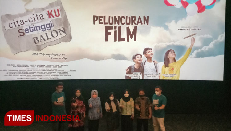 Peluncuran film Cita-citaku Setinggi Balon karya SMK Muhammadiyah 5 Kepanjen Malang yang diluncurkan di Cinepolis Malang Town Square (Matos). (Foto: Naufal Ardiansyah/TIMES Indonesia)